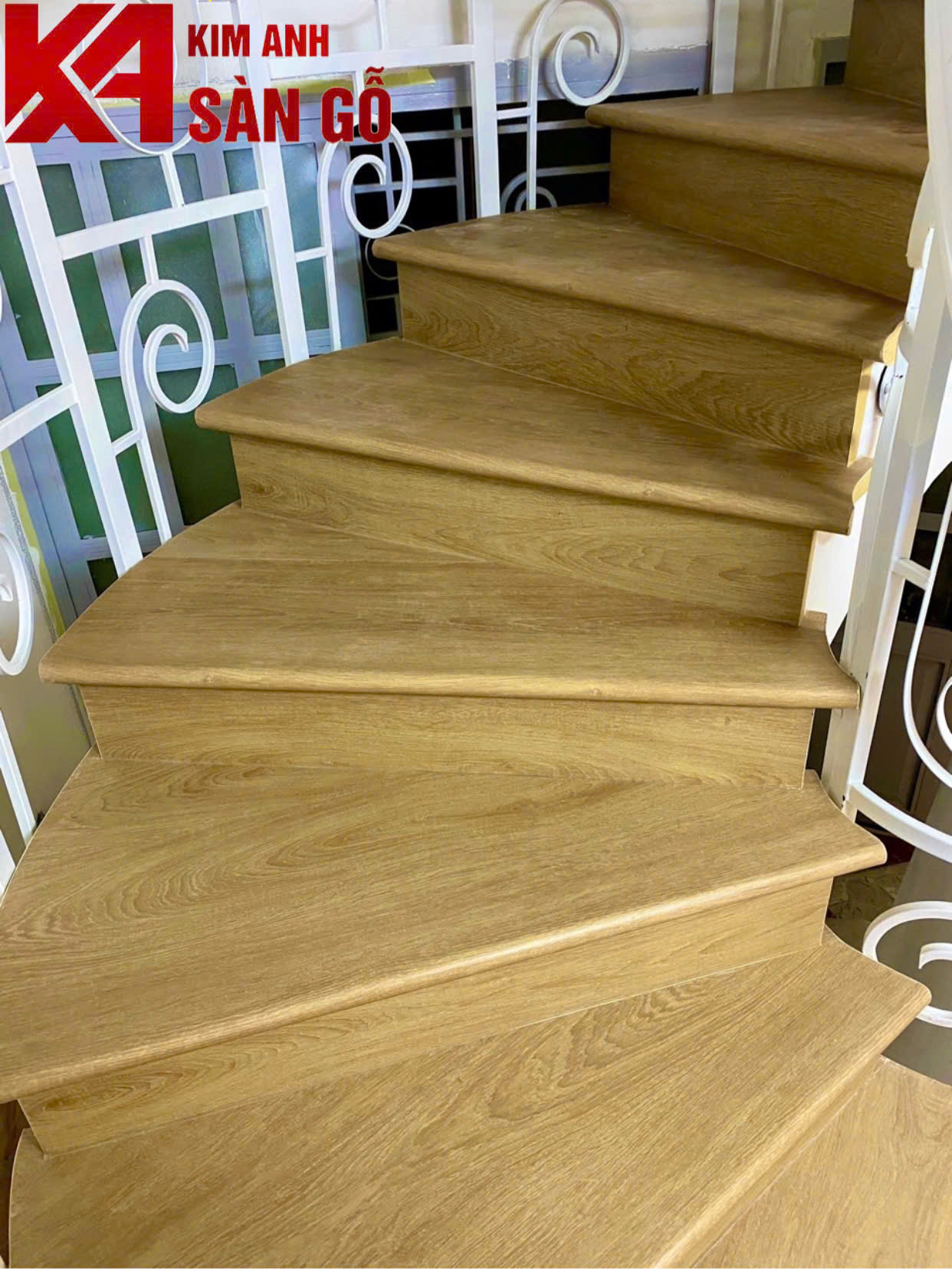 Mặt Đứng Cầu Thang Nhựa Giả Gỗ NCWood 6151-7